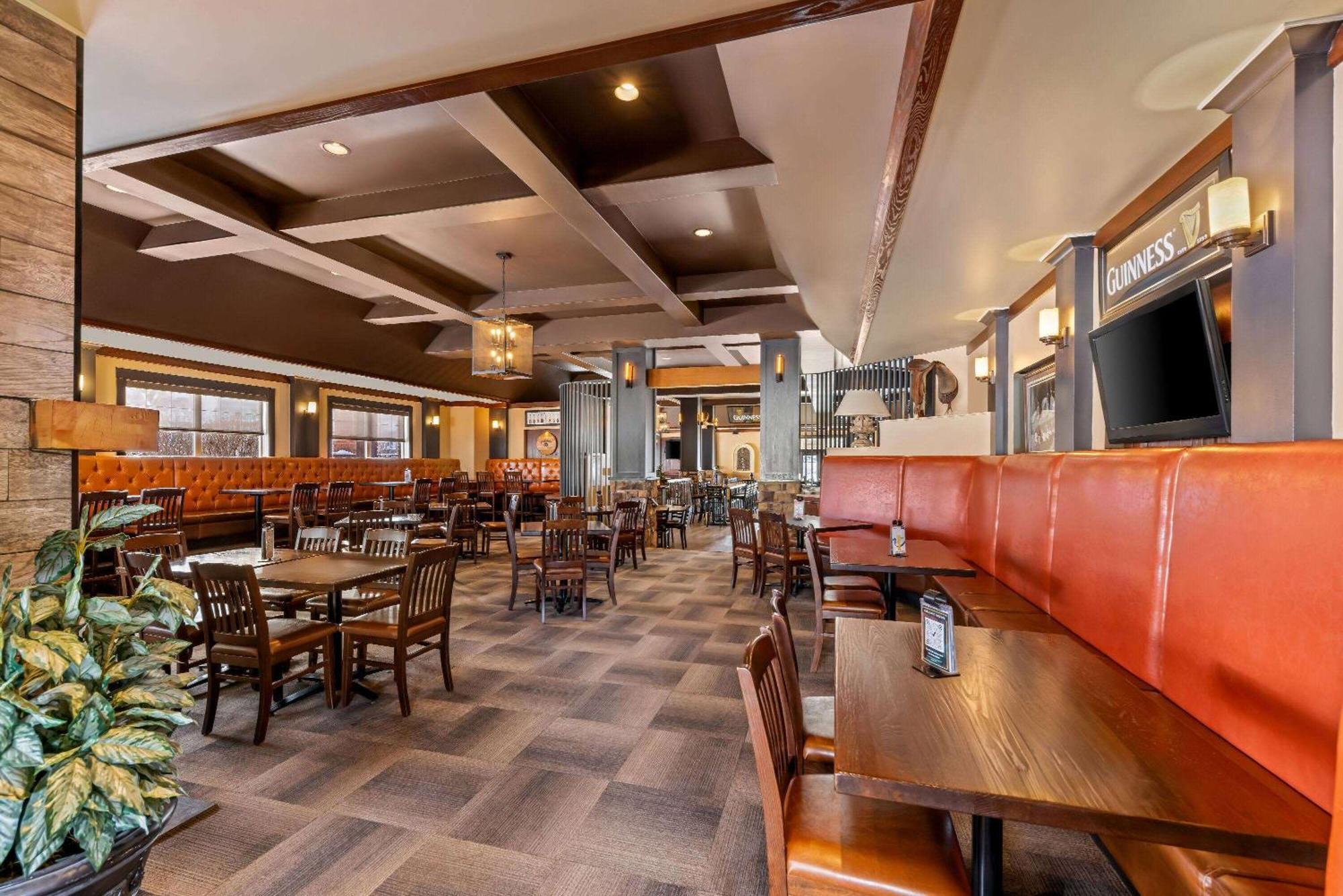 Hotel Wingate By Wyndham Calgary South Exteriér fotografie