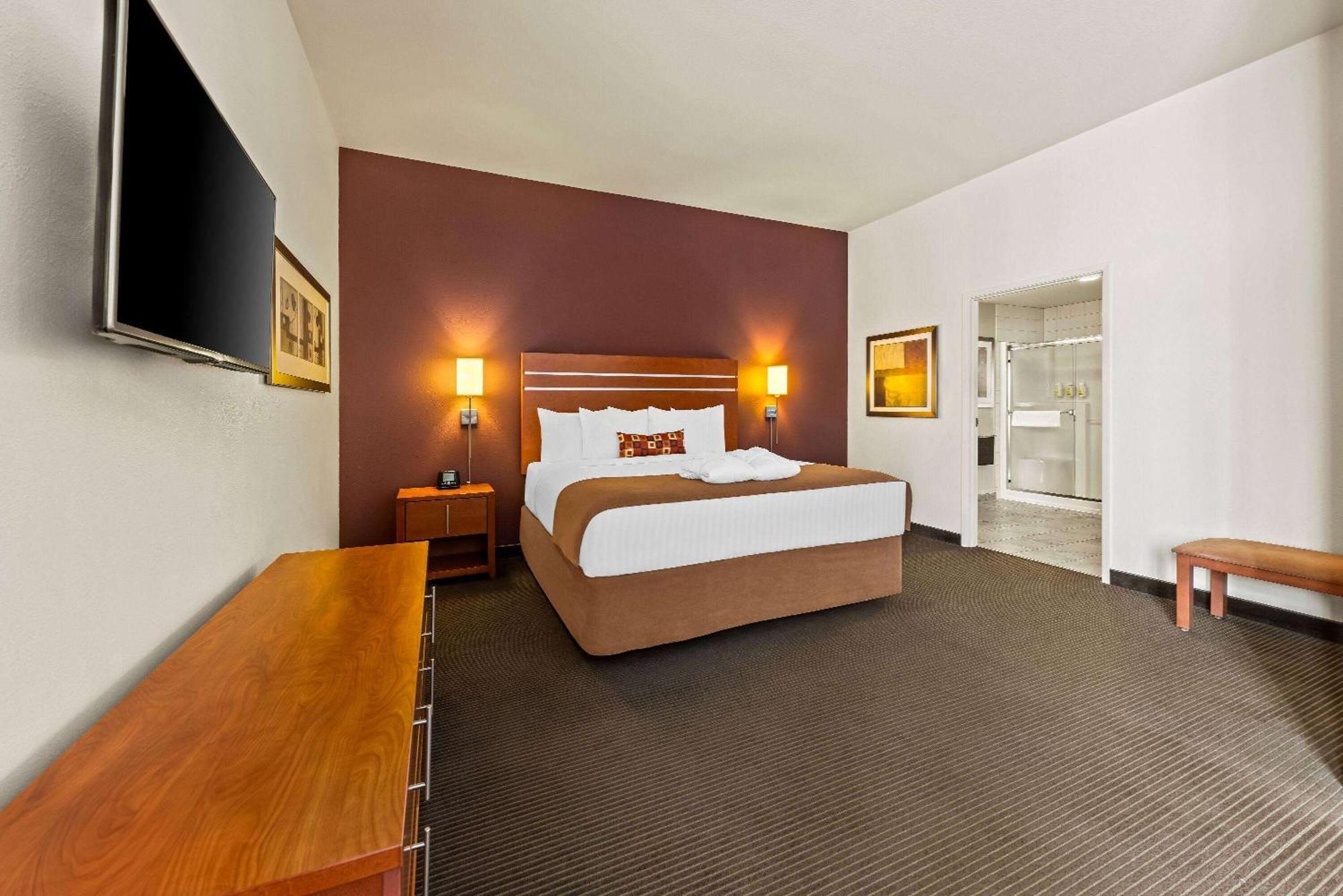 Hotel Wingate By Wyndham Calgary South Exteriér fotografie