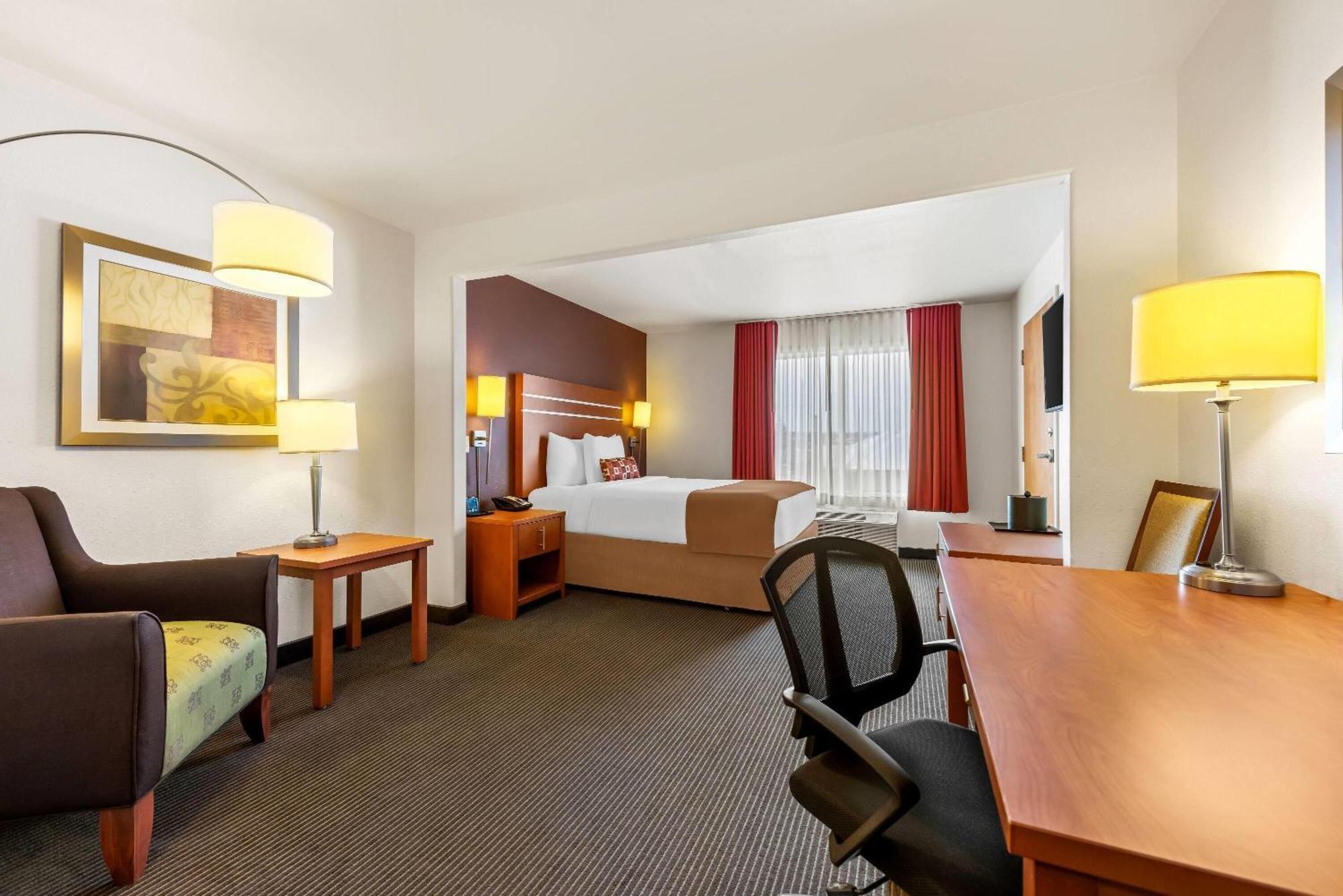 Hotel Wingate By Wyndham Calgary South Exteriér fotografie